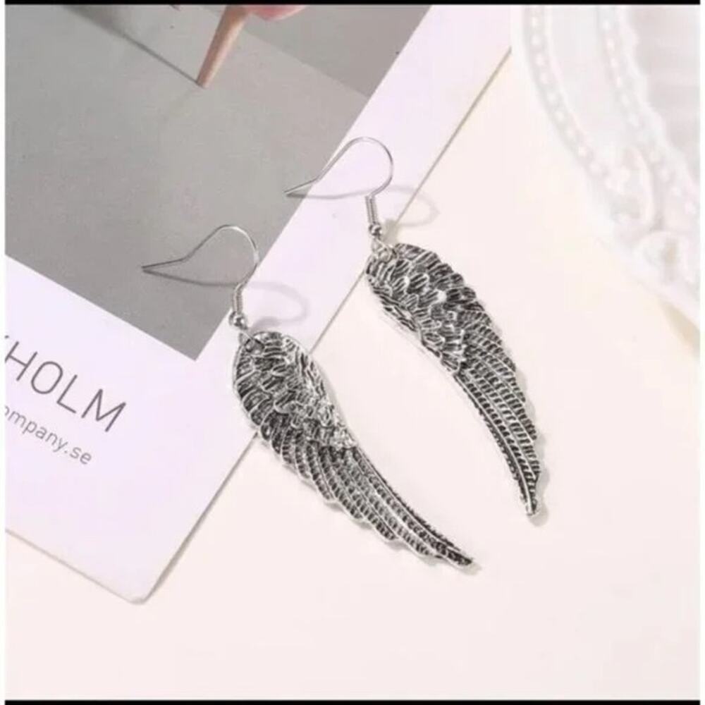 New Bold Silver Angel Feather Wings Textured Earrings Hook Drop Dangle A0106